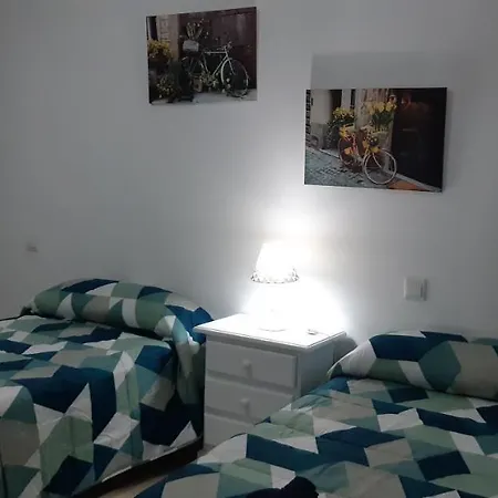 Проживание в семье In A Shared In The Centre Of En Piso Compartido *