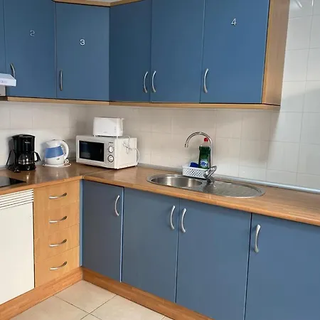 In A Shared In The Centre Of En Piso Compartido Homestay Corralejo